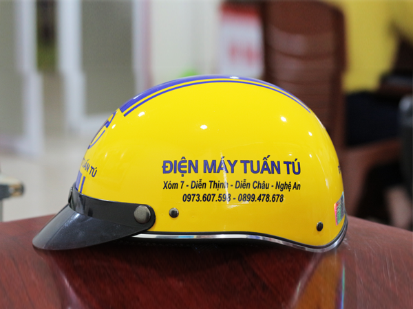 Mũ bảo hiểm in logo quảng bá hình ảnh thương hiệu