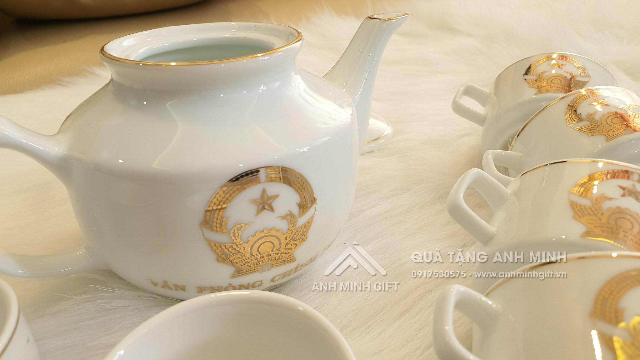 Bộ ấm trà gốm sứ in logo thương hiệu
