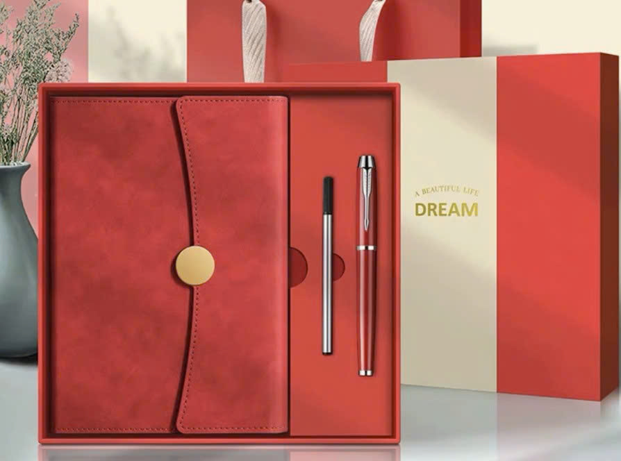 Danh sách bộ giftset văn phòng in logo đẹp xưởng sản xuất quà tặng doanh nghiệp giá gốc