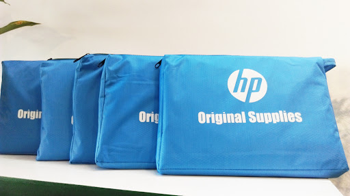 Giải pháp Marketing di dộng cho doanh nghiệp với áo mưa in logo
