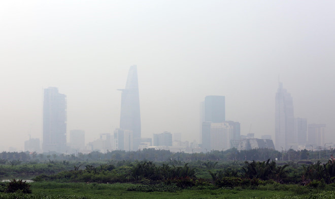 Ô nhiễm không khí Hà Nội, TPHCM có thể tàn phá mọi bộ phận cơ thể