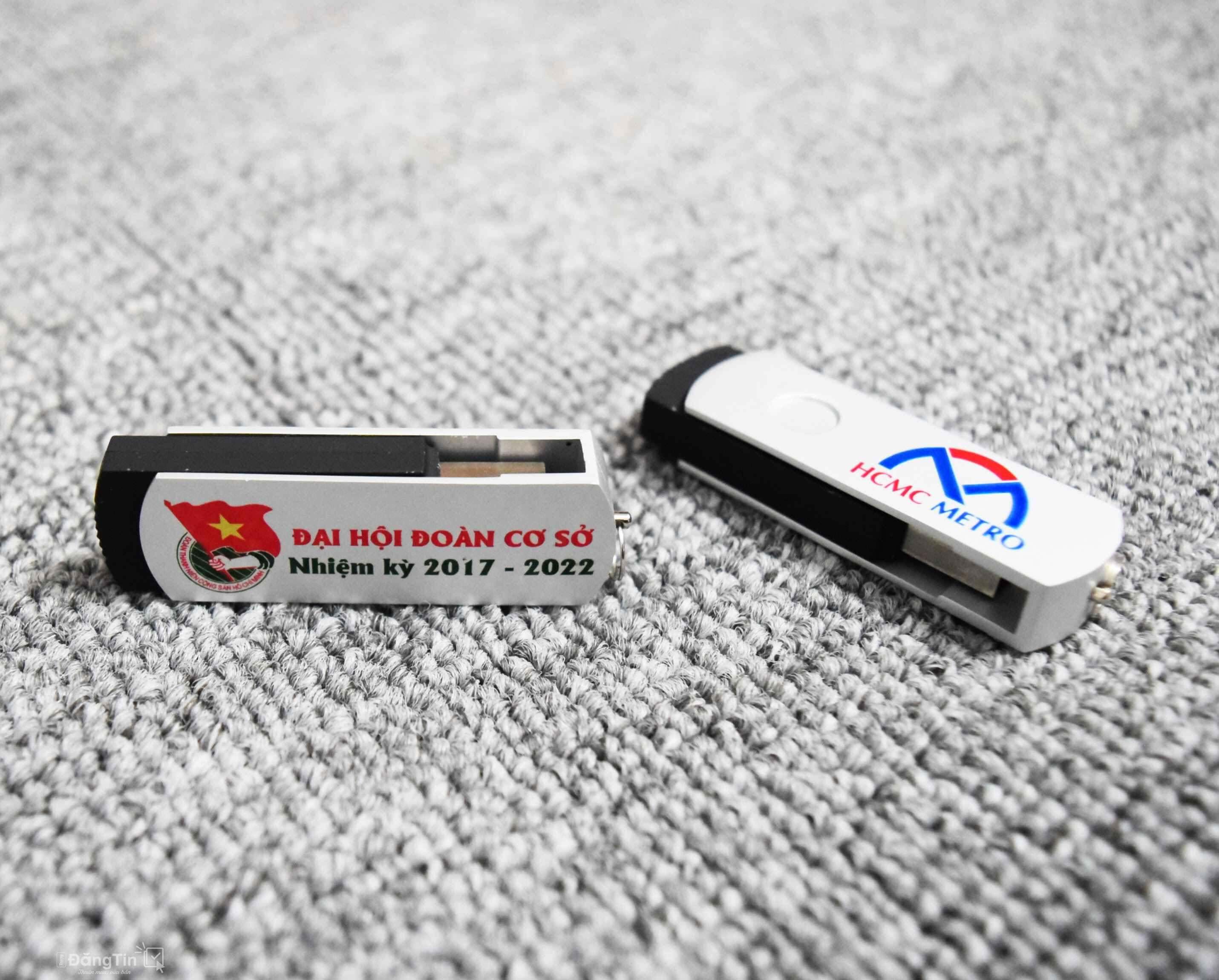 USB gỗ, quà tặng cực chất cho mọi người