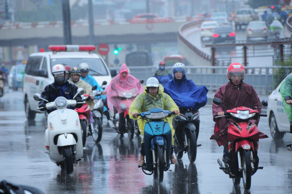 Xưởng may áo mưa theo yêu cầu tại Hồ Chí Minh