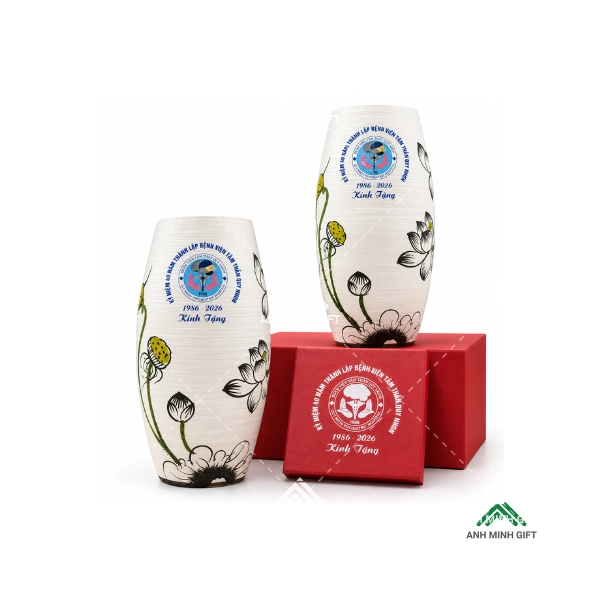 Lọ hoa sứ in logo